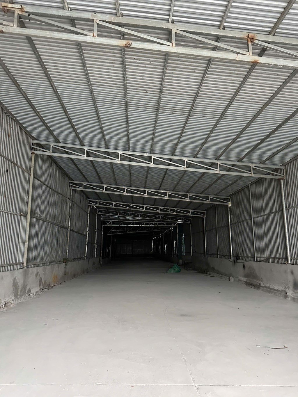 Kho xưởng cho thuê 860m² tại Việt Hùng, Đông Anh - An ninh 24/7, giá chỉ 55 triệu