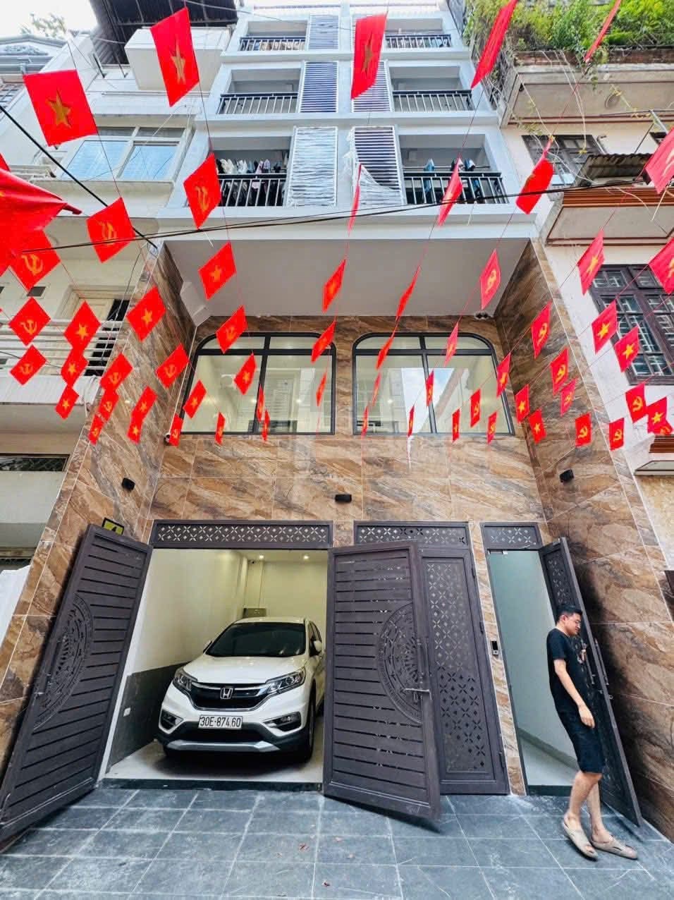 Bán nhà Xuân La Tây Hồ 55m² giá 14 tỷ - Vị trí đẹp gần Hồ Tây!