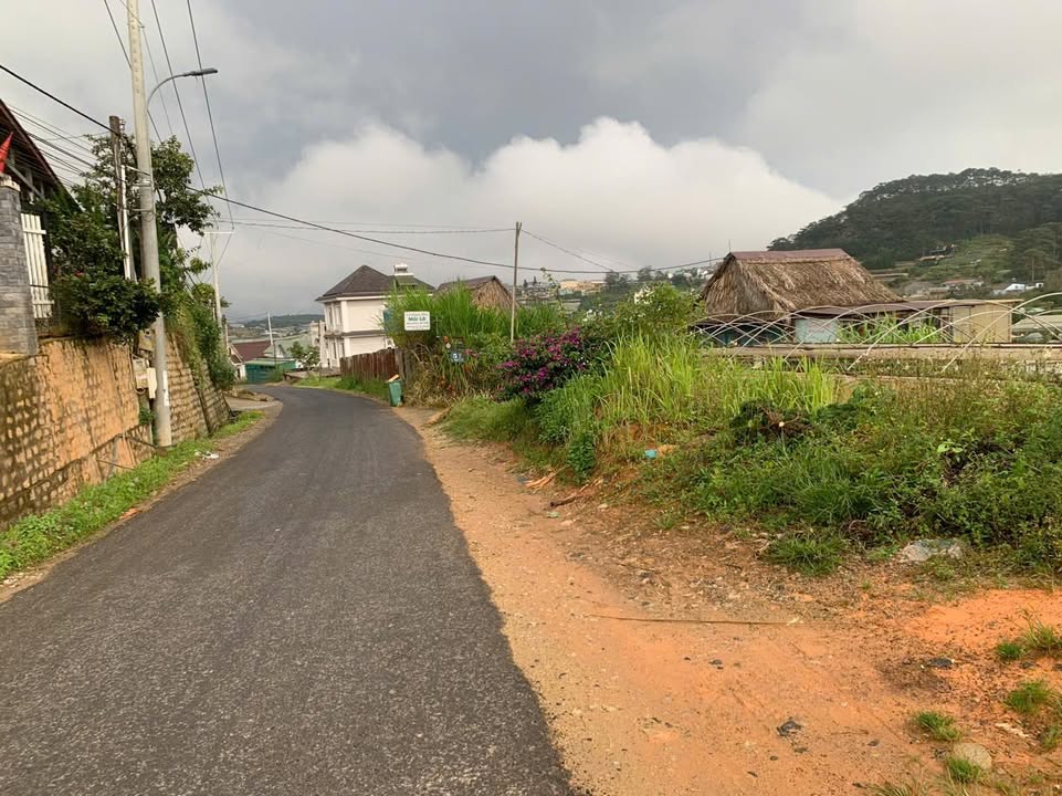 Đất hai mặt tiền Đường Trịnh Hoài Đức, Đà Lạt 226m² giá 7.5 tỷ - Tiềm năng đầu tư lớn!