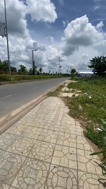 Đất mặt tiền Huỳnh Văn Anh, Ba Tri 348m² giá 2.9 tỷ - Đầu tư sinh lời dễ dàng!