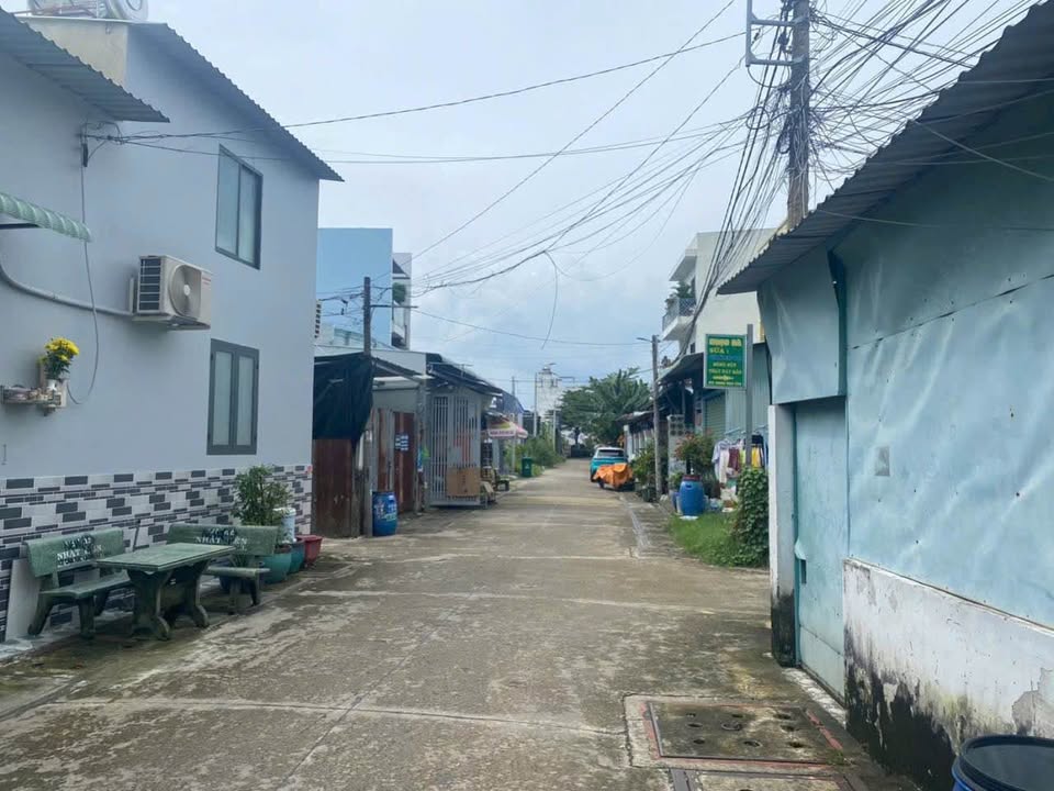 Nhà phố Tân Phú Trung, Củ Chi 41m² giá chỉ 1.45 tỷ - Cơ hội đầu tư tuyệt vời!