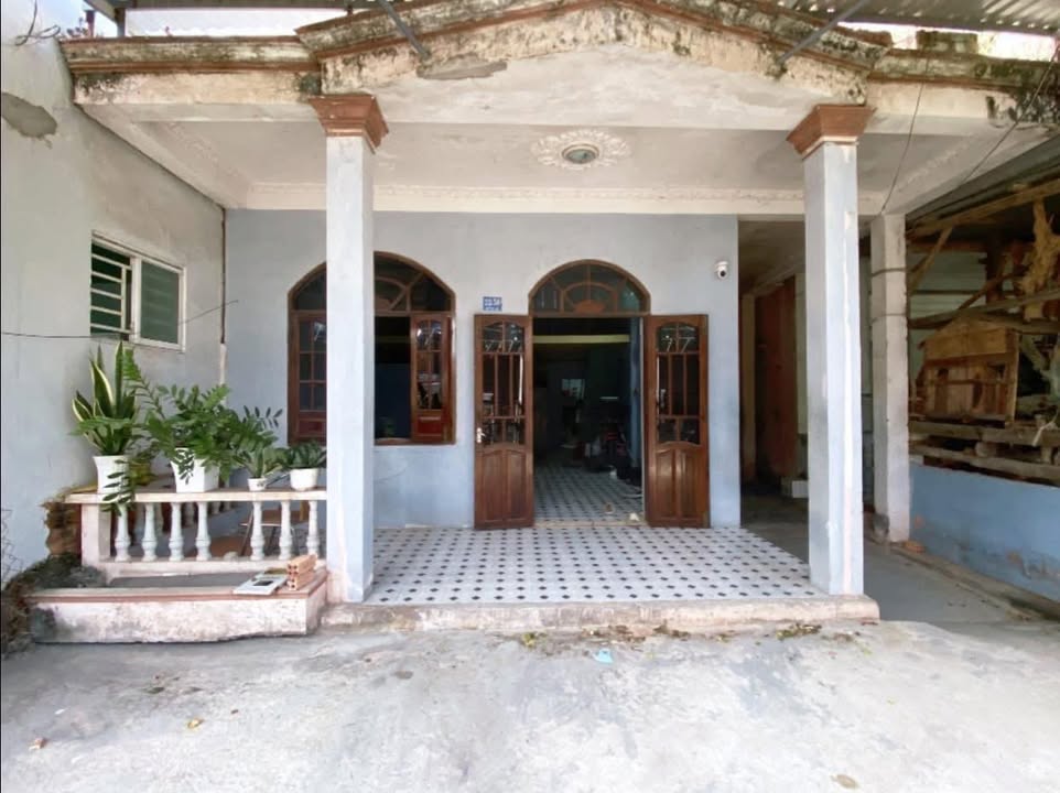 Nhà cấp 4 hẻm Quỳnh Lưu, Phước Hội, La Gi 140m² giá chỉ 1.6 tỷ - Gần chợ và trường học!