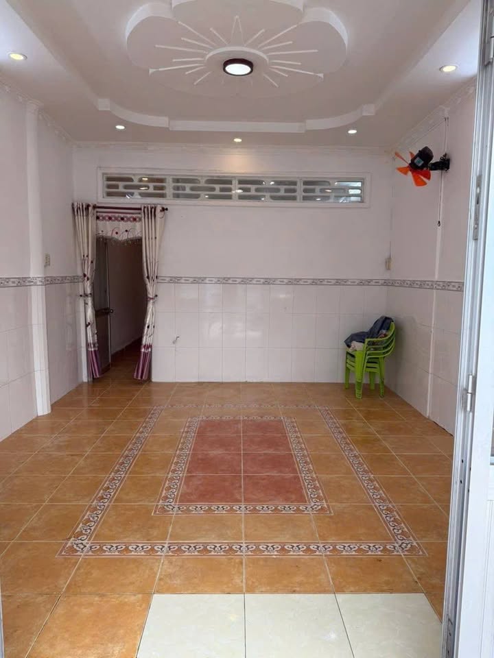 Nhà nguyên căn đường Trần Văn Bảy, phường Phú Lợi 72m² - Giá cho thuê thỏa thuận!