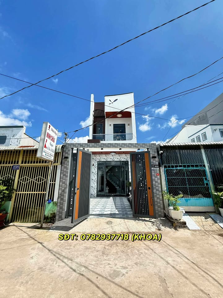 Nhà phố Hẻm ÔTÔ 357 Trần Hưng Đạo, Sóc Trăng 80m² giá 2.59 tỷ - Thiết kế hiện đại, sổ đỏ chính chủ!