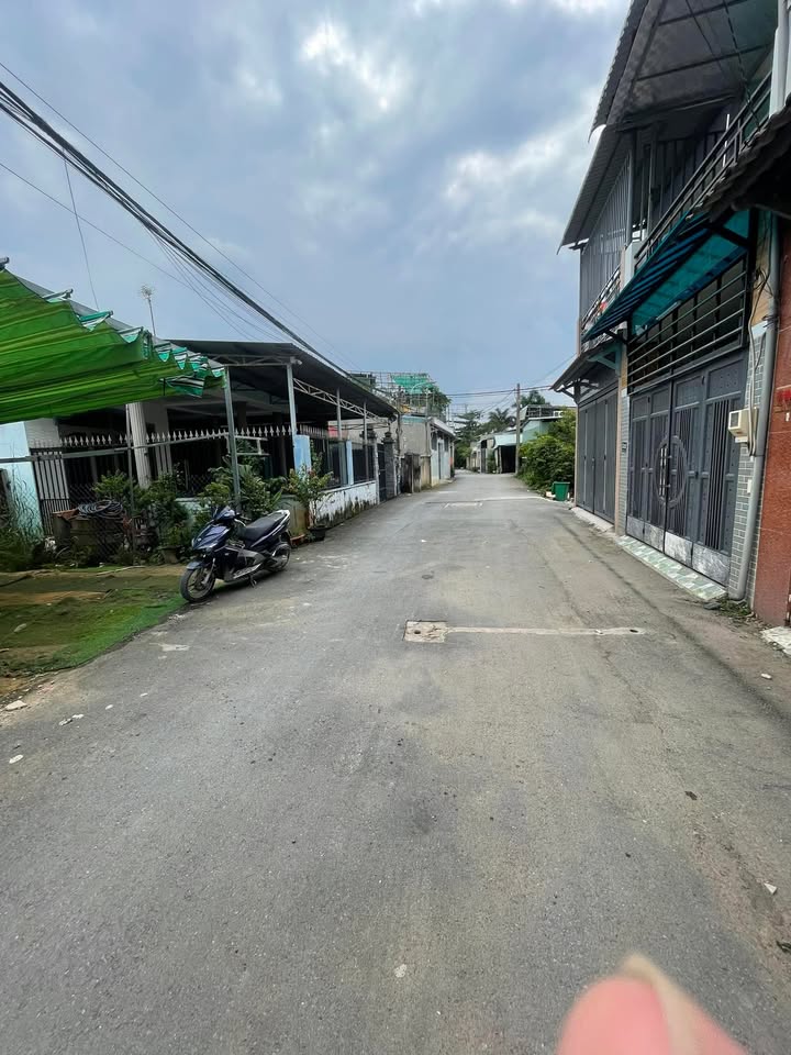 Đất nền Phước Thiện, Thủ Đức 100m² giá 5.25 tỷ - Cách Vinhomes Grand Park chỉ 300m!