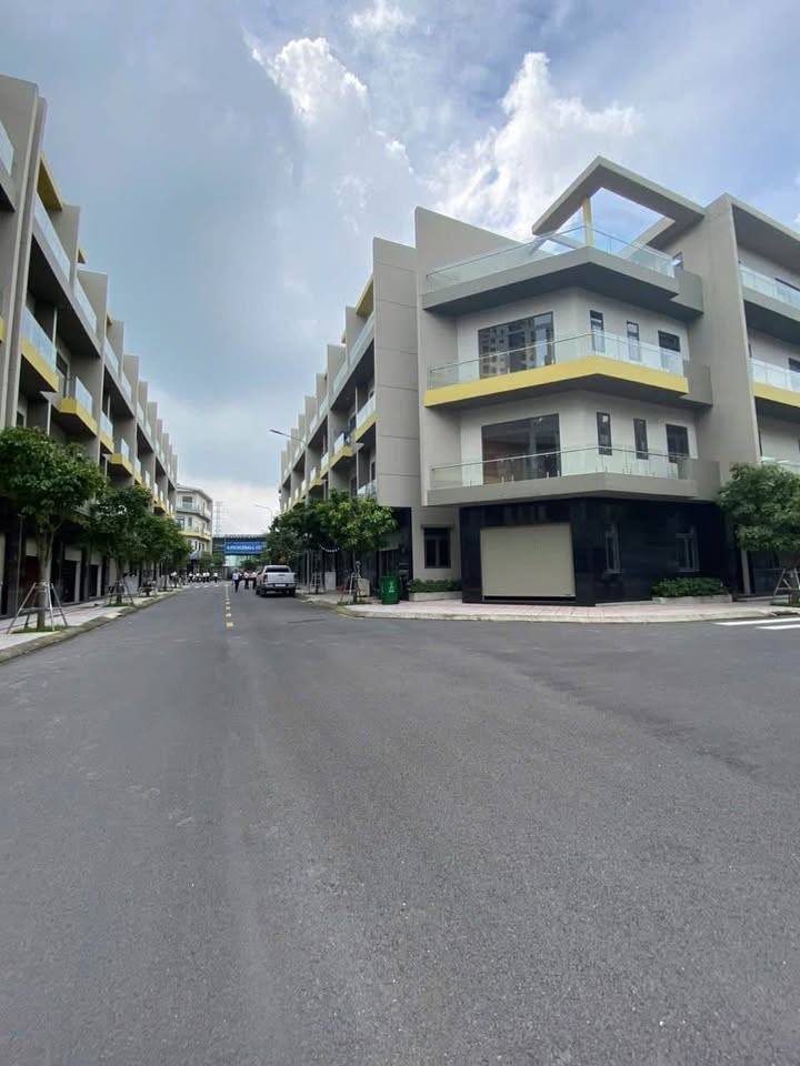 Nhà mặt tiền đường Thống Nhất, Thủ Đức 70m² giá chỉ 2.35 tỷ - Sẵn sàng vào ở ngay!