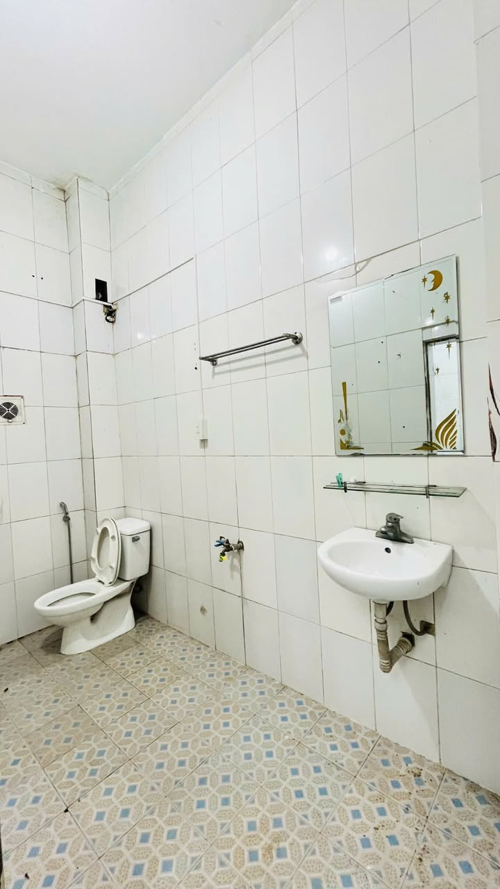 Nhà 2.5 Tầng ngõ phố Tam Giang, Hải Dương 51.2m² giá 2.65 tỷ - Thiết kế hiện đại, tiện nghi!