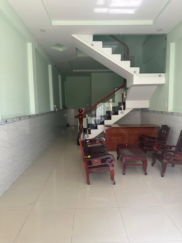Nhà cho thuê 1 trệt 1 lầu Phường An Bình - Diện tích 60m² giá 5 triệu/tháng - Thích hợp làm văn phòng, dạy học