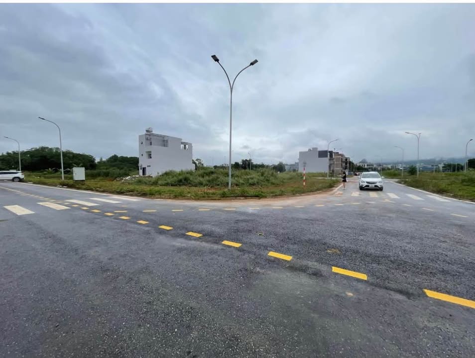 Đất nền Thịnh Hưng Tuyên Quang 200m² giá 3 tỷ - Cơ hội đầu tư hiếm có!