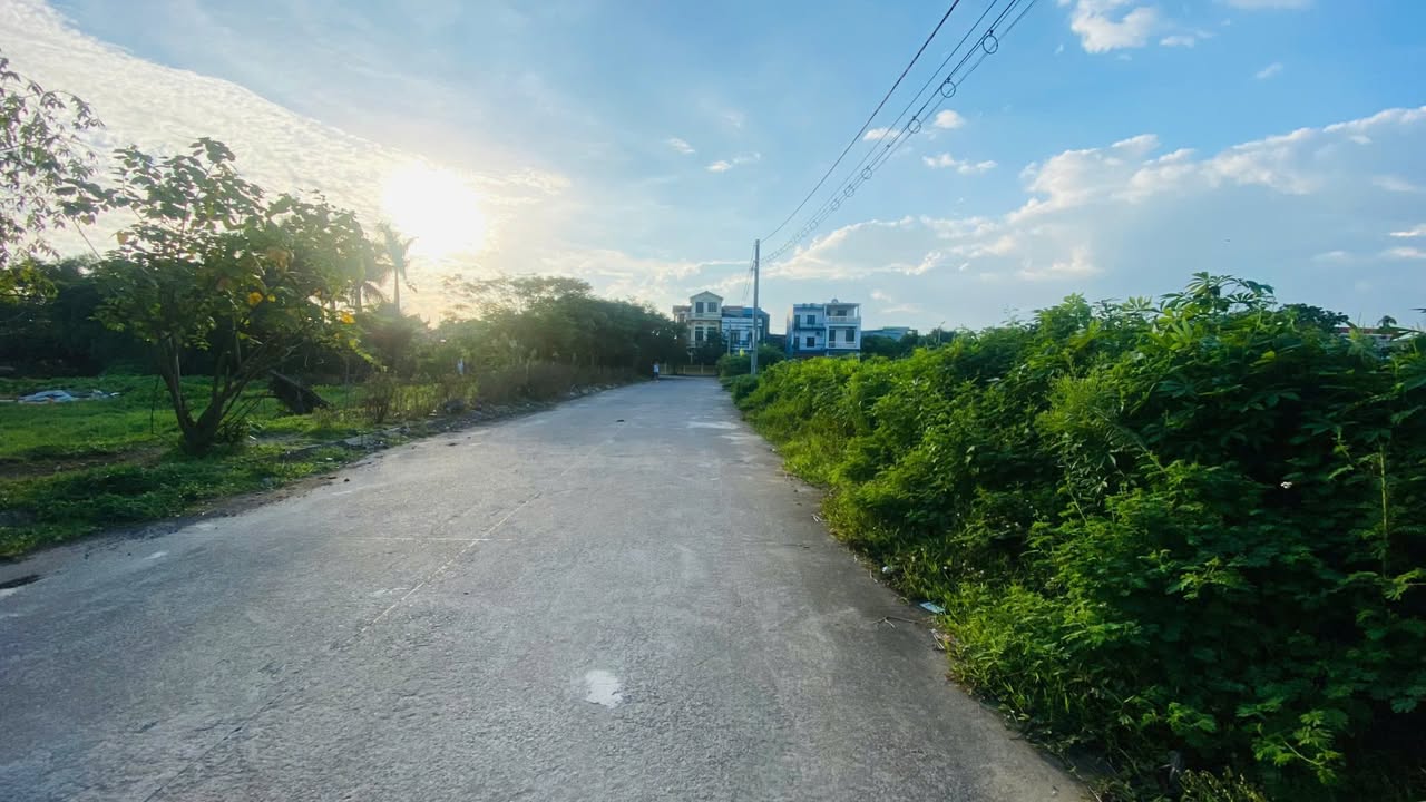 Đất Vườn Hoa Phố Bắc Thịnh 120m² - Hướng Nam, Giá Thỏa Thuận!