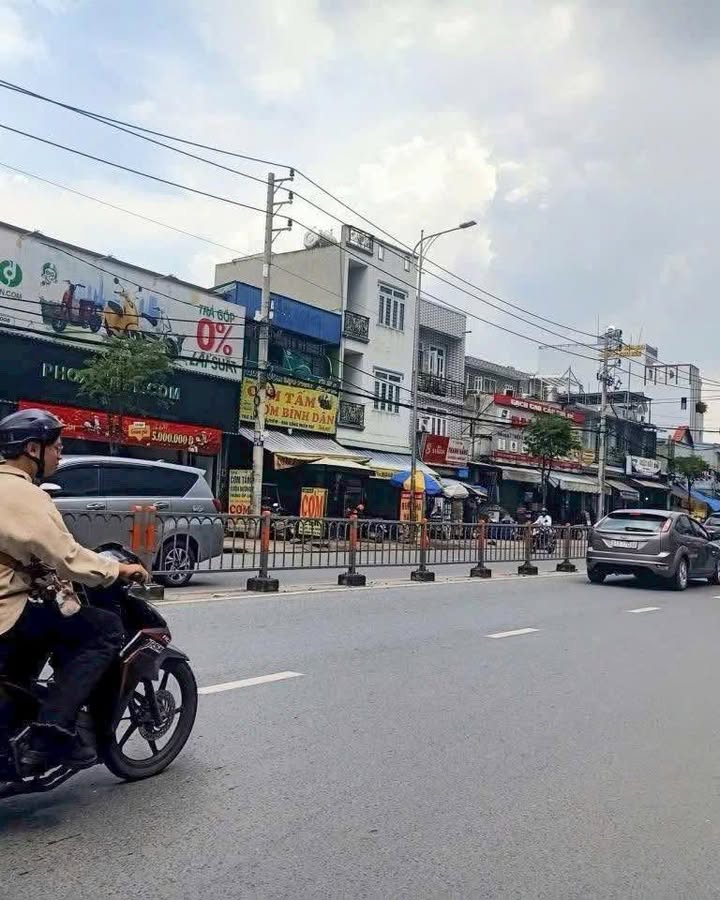 Nhà mặt tiền Tô Ký, Trung Chánh, Hóc Môn 400m² - Vị trí kinh doanh đắc địa!