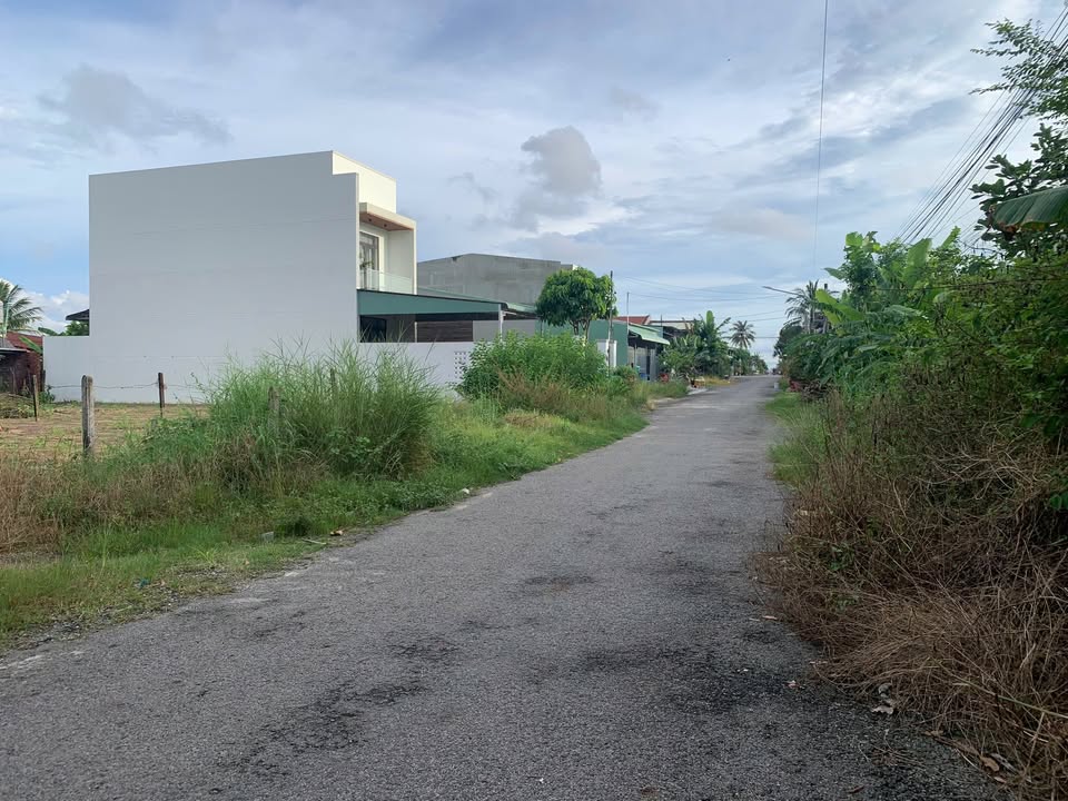 Đất Ninh Sơn, TP Tây Ninh 145m² giá 1.1 tỷ - Sổ hồng sẵn, gần chợ!