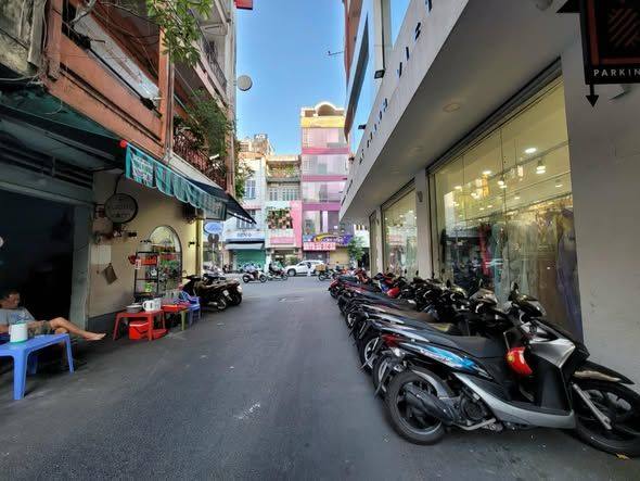 Mặt bằng cho thuê Võ Văn Tần P5 Q3 49m² - Kinh doanh đa ngành nghề