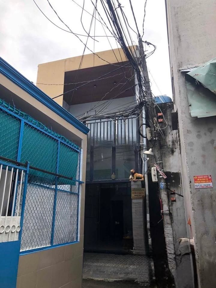 Nhà cho thuê Hẻm 252 Phạm Văn Chiêu, Quận Gò Vấp 48m² giá chỉ 8 triệu - Nội thất đầy đủ!