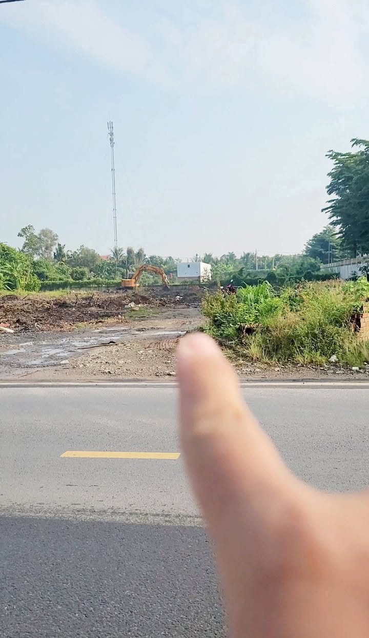 Đất cho thuê mặt tiền Bùi Công Trừng, Hóc Môn 2840m² - Hướng Đông, giá 20 triệu/tháng