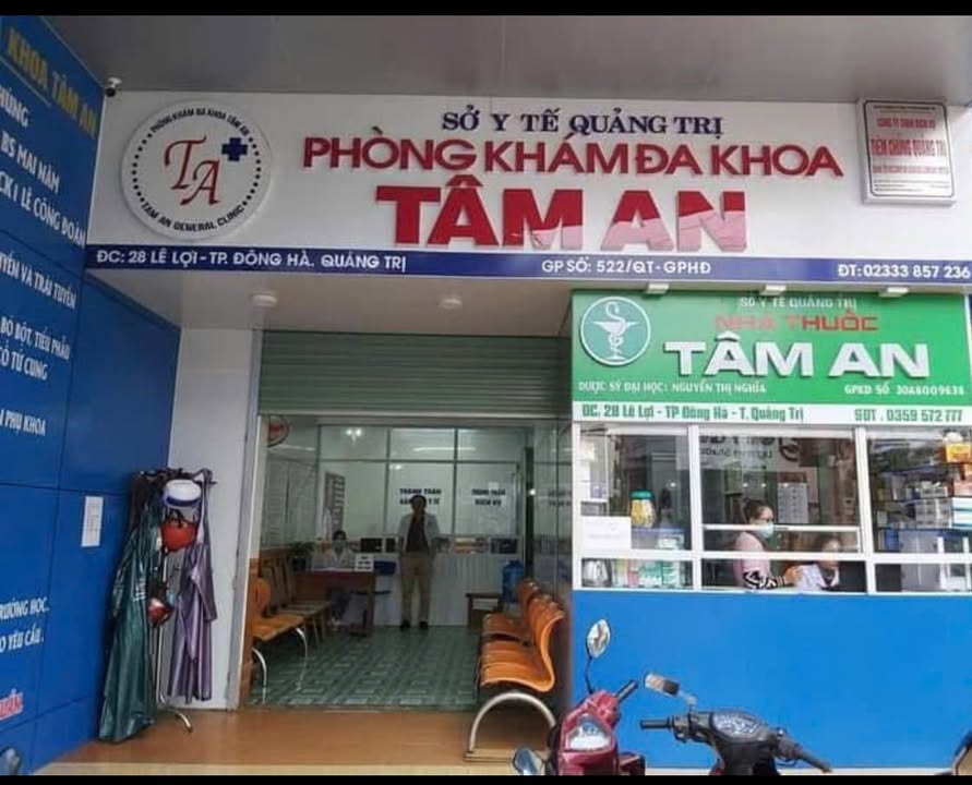 Nhà mặt tiền Lê Lợi Đông Hà 180m² giá 7 triệu - Tiện ích đầy đủ, thích hợp kinh doanh!