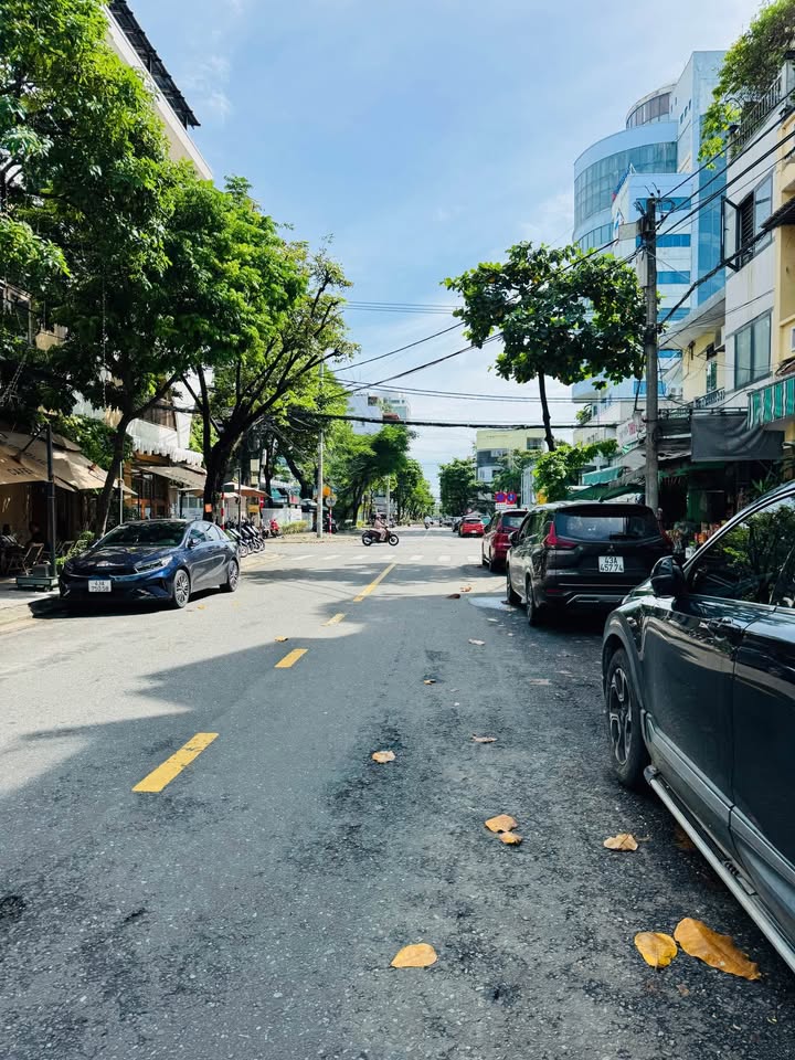 Nhà mặt tiền Nguyễn Du, Hải Châu 67m² giá 14 tỷ - Cơ hội đầu tư tuyệt vời!