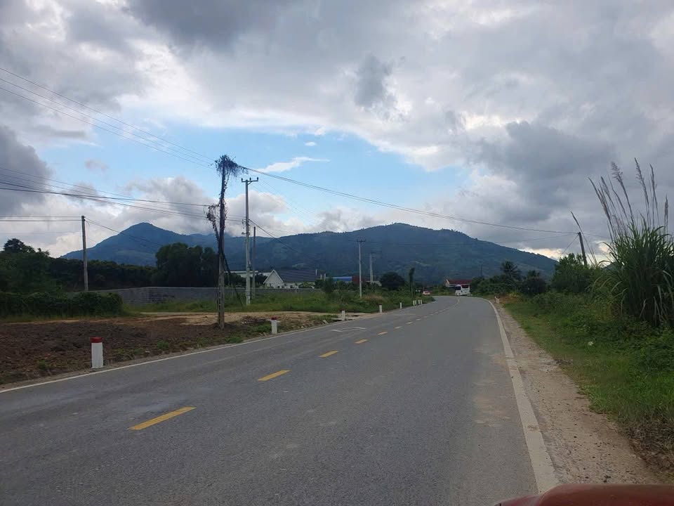 Đất thổ cư mặt tiền TL3 xã Suối Tân 1.827m² giá 18 tỷ - Cơ hội đầu tư tuyệt vời!