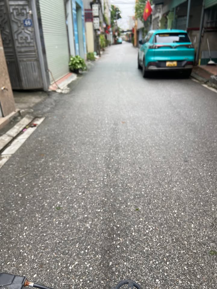 Bán đất thôn Vàng, Cổ Bi, Gia Lâm 100m² giá 10.2 tỷ - Vị trí đắc địa cho đầu tư!