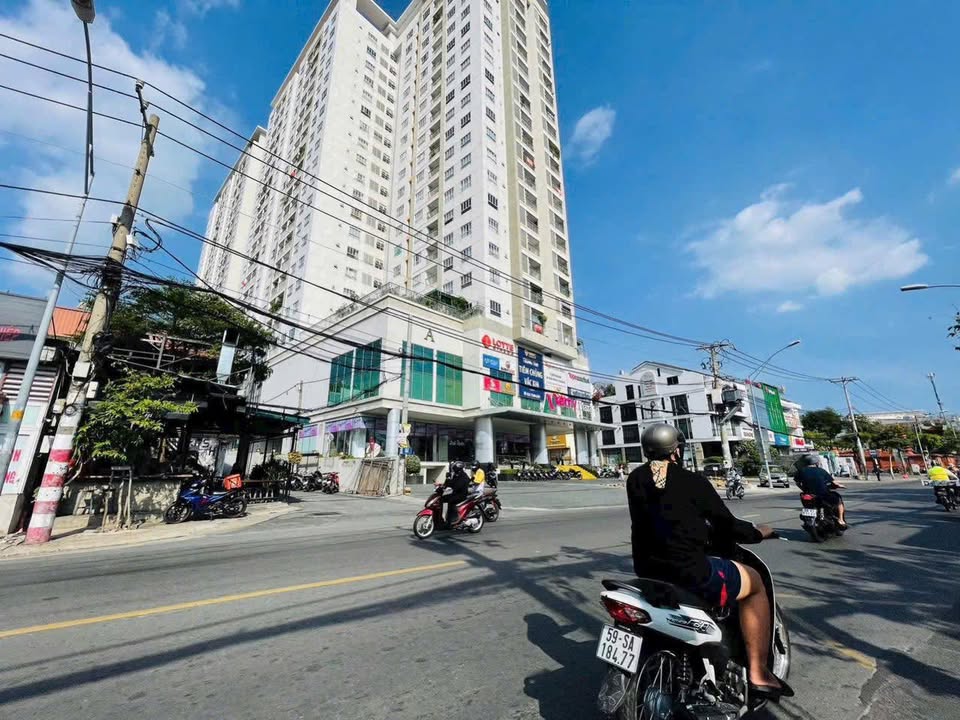 Đất hẻm xe hơi Đặng Văn Bi 202.1m² giá 16 tỷ - Vị trí trung tâm Thủ Đức!