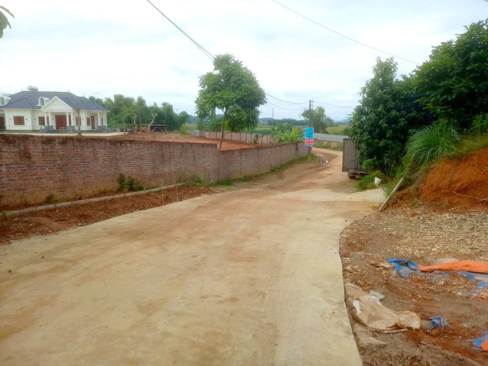 Bán lô đất thổ cư Kim Phú, Tuyên Quang 235m² - Sổ đỏ chính chủ, giá chỉ 1.7 tỷ!