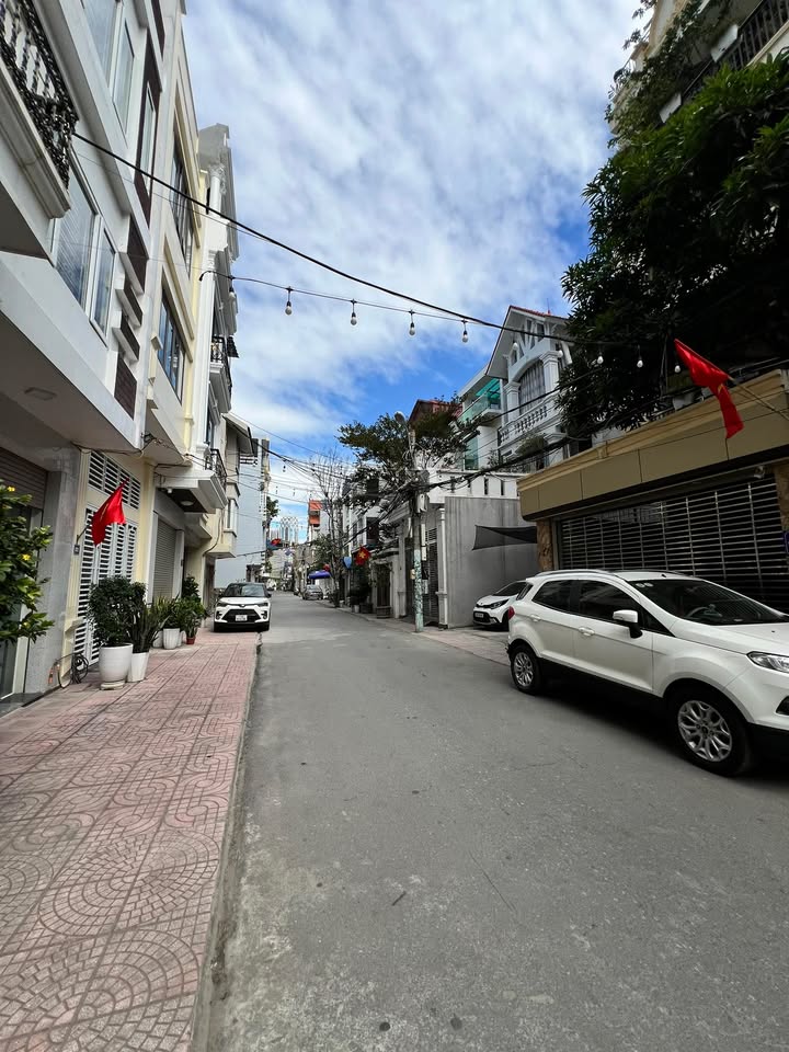 Biệt thự sân cổng mặt đường Trung Hành, Đằng Lâm 428m² giá 18.5 tỷ - Đầu tư sinh lời!