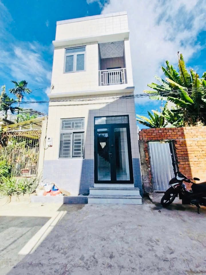 Nhà nguyên căn cho thuê tại khu dân cư 148, đường 3/2, Cần Thơ - Diện tích 160m², giá chỉ 7.5 triệu/tháng!