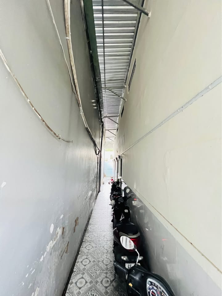 Dãy Nhà Trọ 5 Phòng Mặt Tiền Đường Trần Văn Nghiêm, Cái Khế, 85m² - Đầu Tư Sinh Lời Ngay!