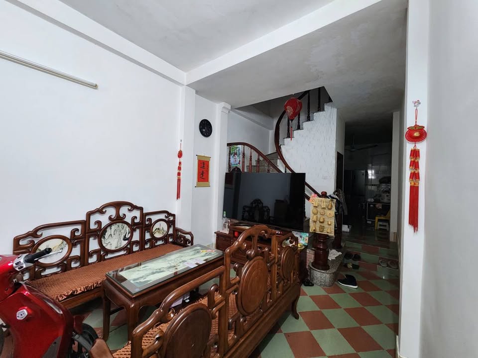 Nhà 4 tầng Văn Điển 40m² giá 9.999 tỷ - Sẵn sàng đón Tết!