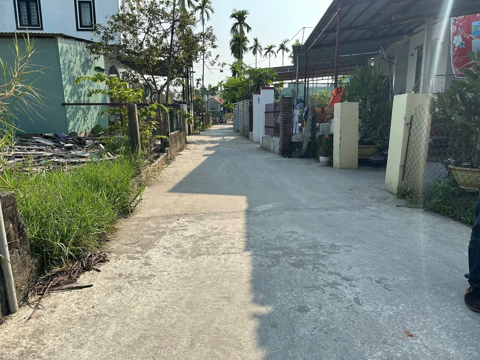 Đất 2 mặt tiền Cẩm Thanh, Hội An 400m² giá chỉ 1x triệu - Cơ hội đầu tư không thể bỏ lỡ!