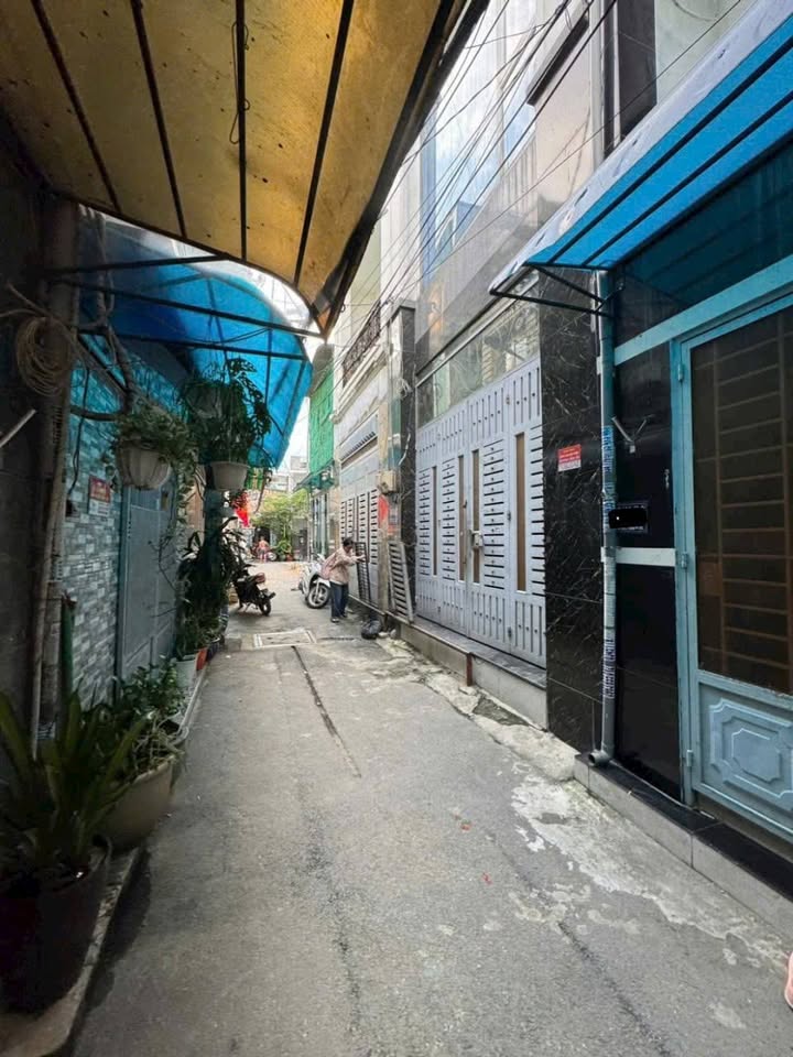 Nhà hẻm chợ đường số 51, Gò Vấp 20m² giá 2.25 tỷ - Thương lượng ngay!
