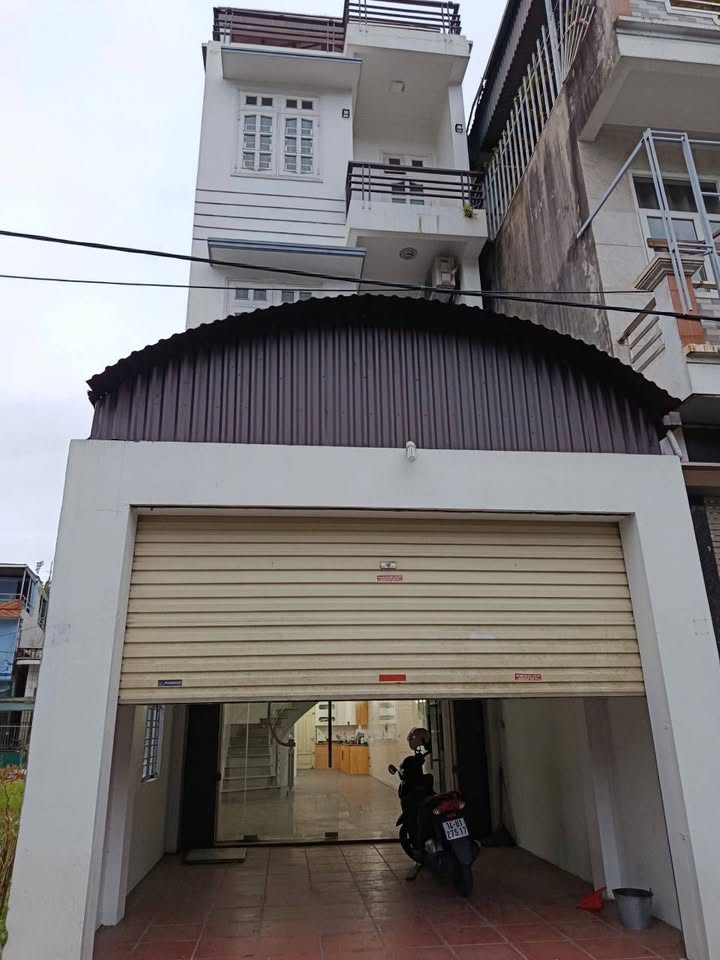 Cho thuê nhà riêng 3 tầng tại Mông Dương - Giá 3 triệu/tháng, phù hợp ở và kinh doanh!