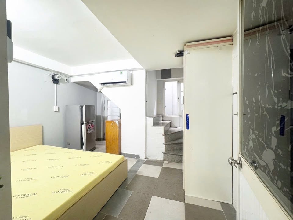 Studio 449 Sư Vạn Hạnh, Quận 10 - 3.9 triệu/tháng - Full nội thất, ban công thoáng mát!