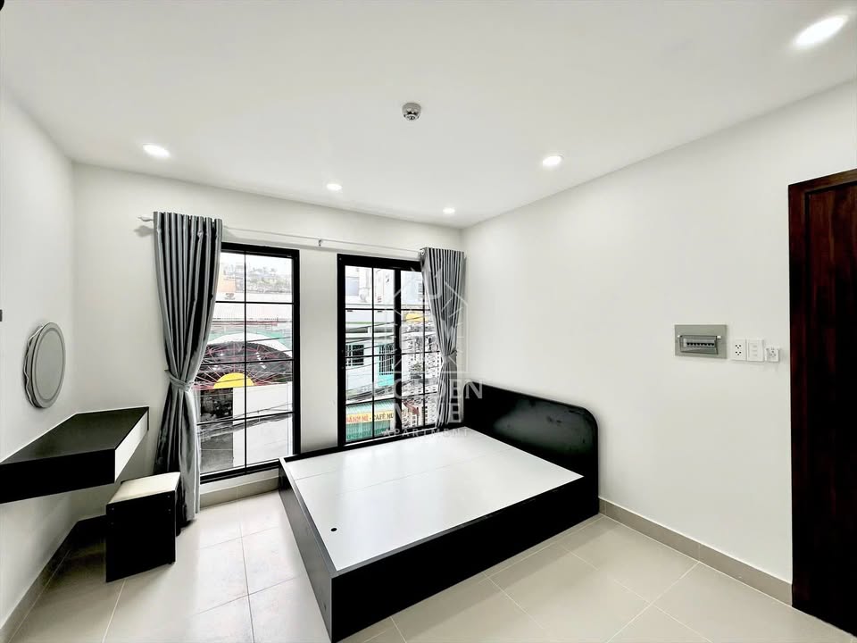 Căn Hộ Cho Thuê 127 Âu Cơ, Q11 - Mới 100%, Đầy Đủ Nội Thất