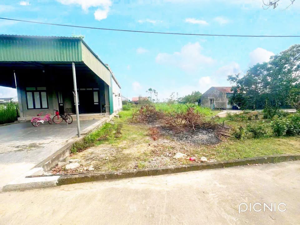 Đất nền Kỳ Hoa 200m² giá thỏa thuận - Vị trí đắc địa gần trường học!