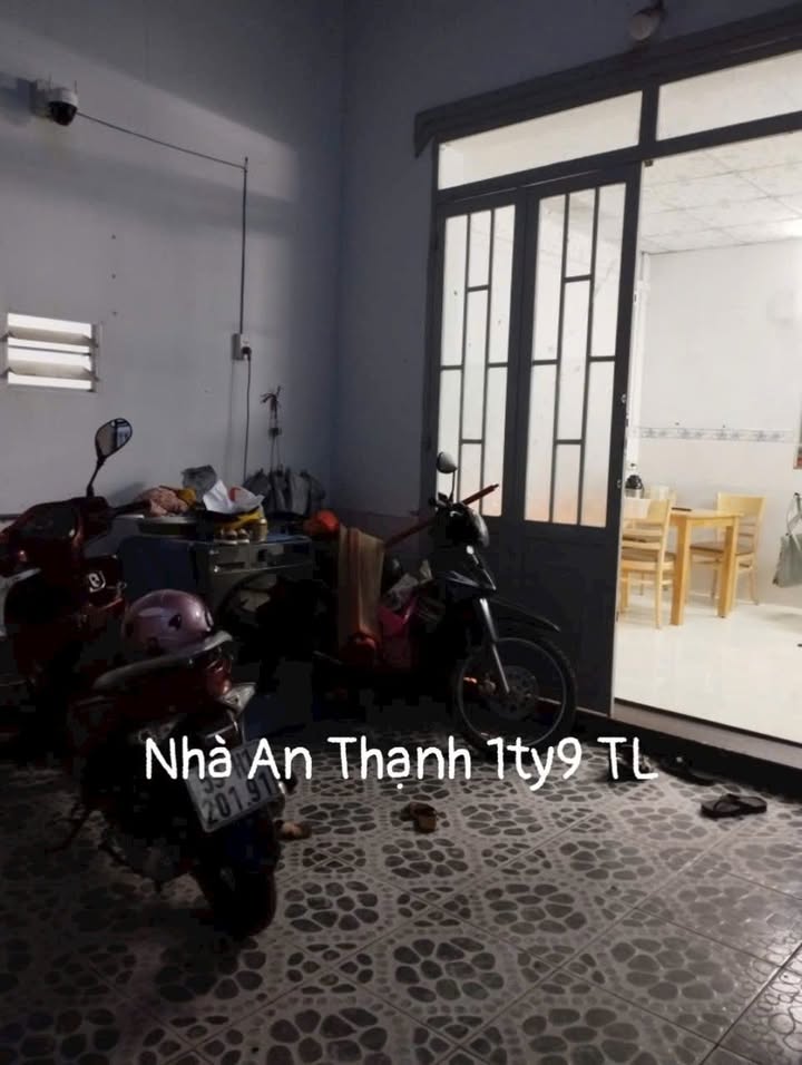 Nhà riêng An Thạnh, Thuận An 100m² giá 1.9 tỷ - Khu dân cư an ninh tốt!