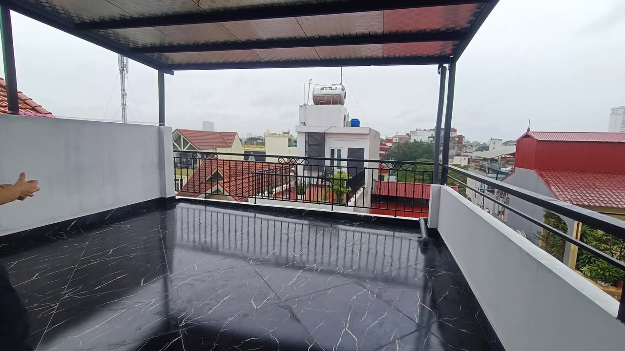 Nhà riêng Hồng Hà Đan Phượng 77m² giá thỏa thuận - Thiết kế phong thủy đẹp, hàng xóm văn minh!