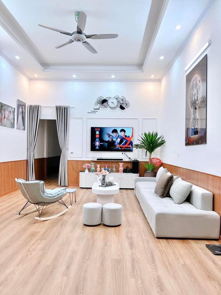 Nhà cấp 4 mặt đường Tô Vĩnh Diện Tân Thành 84m² - Gần trường học và chợ