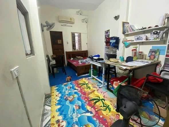 Nhà nguyên căn cho thuê tại ngõ 559 Kim Ngưu, Hai Bà Trưng 24m² - Phù hợp cho gia đình và sinh viên!