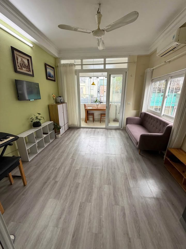 Căn hộ 1PN 50m² Ngõ Văn Chương Đống Đa giá 6 triệu - View đẹp, full đồ!