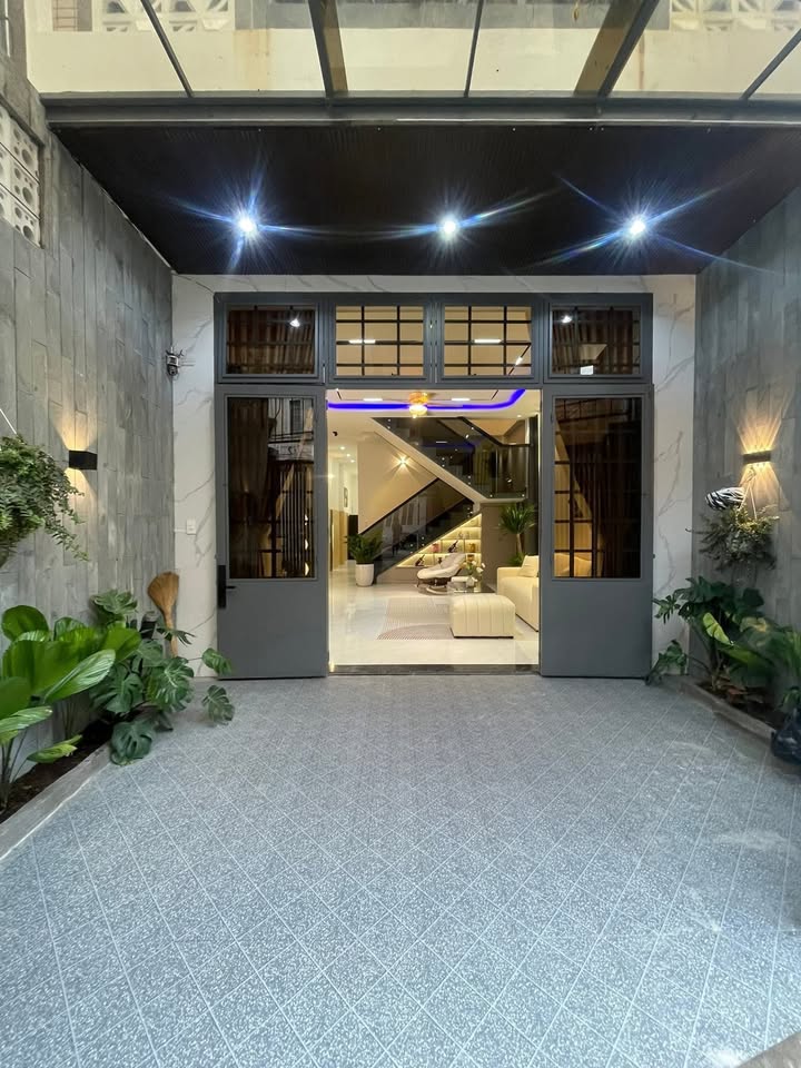 Nhà 2 tầng Thái Thị Bôi, Thanh Khê 88m² giá 6.1 tỷ - Tiện ích đầy đủ, chính chủ!