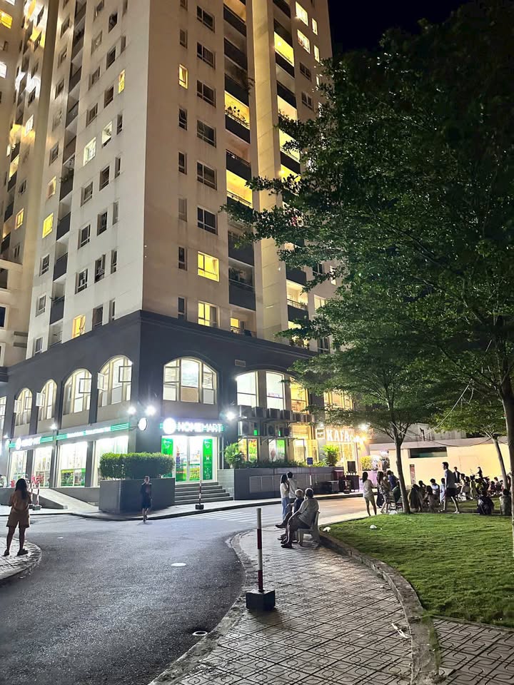 Căn hộ Dream Home Palace Quận 8 51m² giá 2.19 tỷ - Full nội thất, view sông thoáng mát!