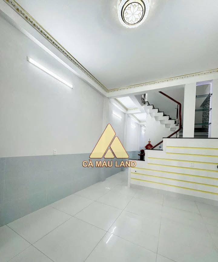 Nhà mặt tiền đường Thoại Ngọc Hầu Cà Mau 92m² giá thỏa thuận - An ninh, đông dân cư!