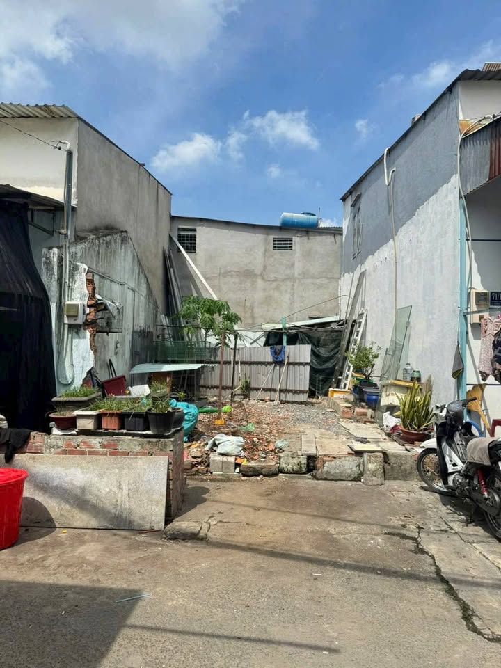 Đất nền Trường Thọ, Thủ Đức 48m² giá 3.55 tỷ - Hẻm xe hơi thuận tiện!