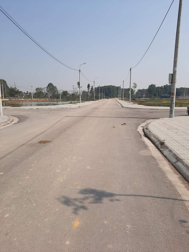 Đất nền chính chủ tại phường Đông Tiến, 125m² - Giá thỏa thuận hấp dẫn!