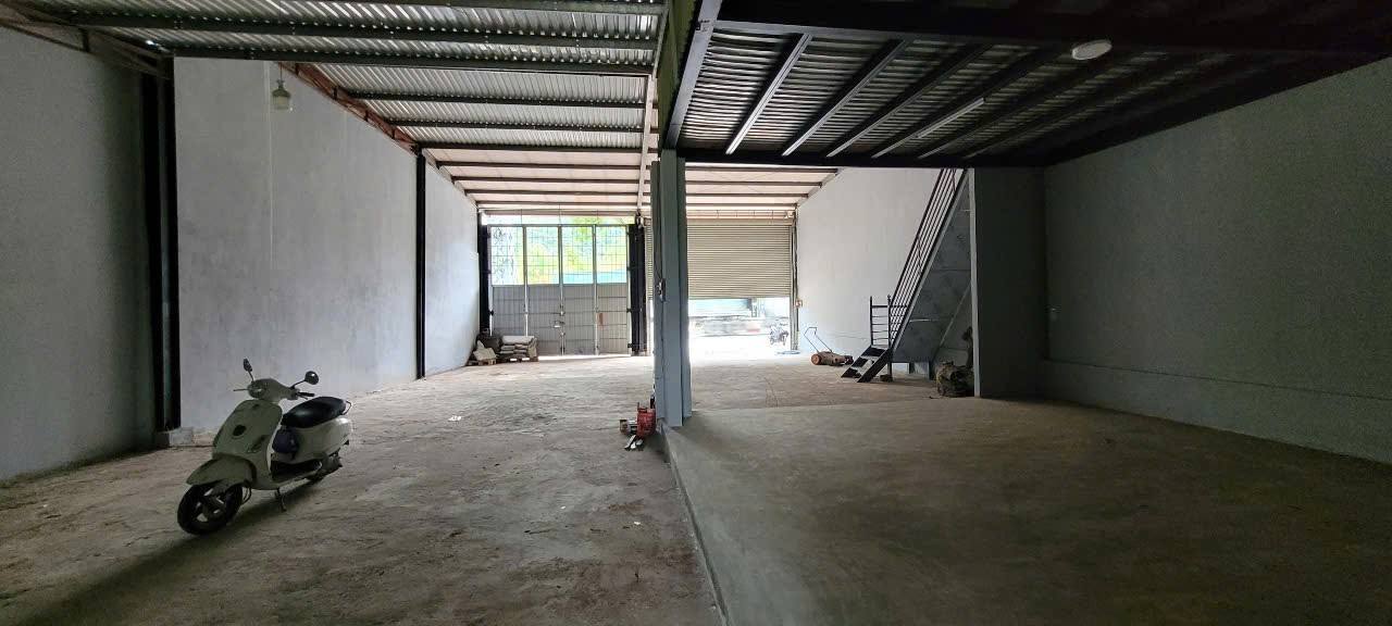 Kho xưởng cho thuê mặt tiền Đường Tây Sơn, Quy Nhơn 600m² - Giá chỉ 25 triệu/tháng!
