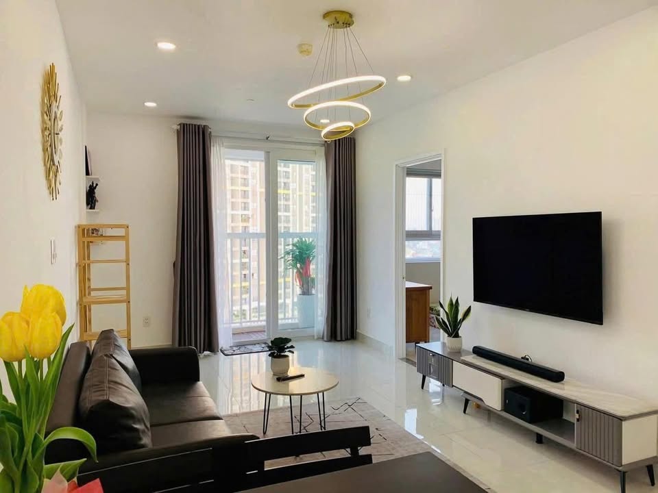 Căn hộ cho thuê Tạ Quang Bửu Quận 8, 2PN 2WC - Không gian sống lý tưởng, giá chỉ 10.5 triệu/tháng!