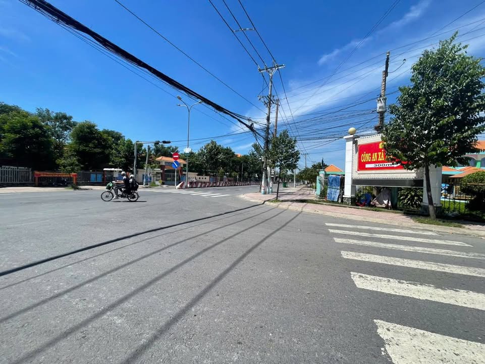 Đất thổ cư 146m² xã Thủ Thừa giá 1,7 tỷ - Vị trí kinh doanh thuận lợi!