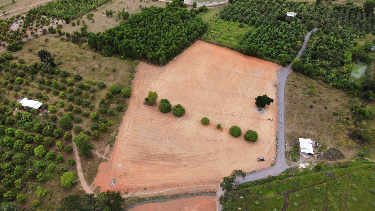 Đất vườn Suối Tiên - Diên Khánh 2.031m² giá 1.3 tỷ - Cơ hội đầu tư hấp dẫn!