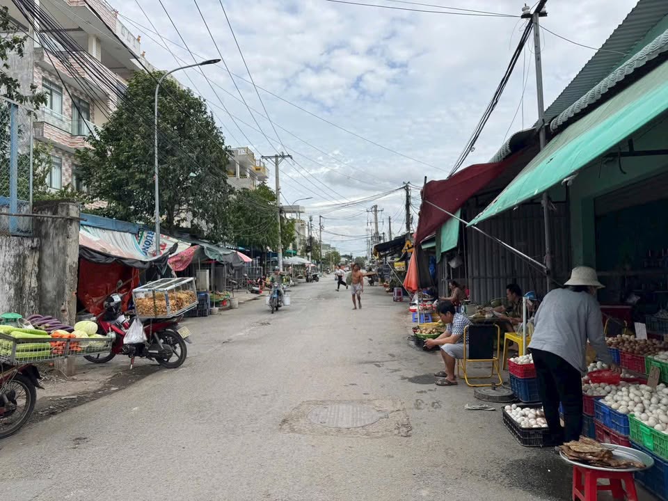 Đất nền lô góc 150m² tại Thuận Giao - Kinh doanh hiệu quả, giá chỉ 4.8 tỷ VND!